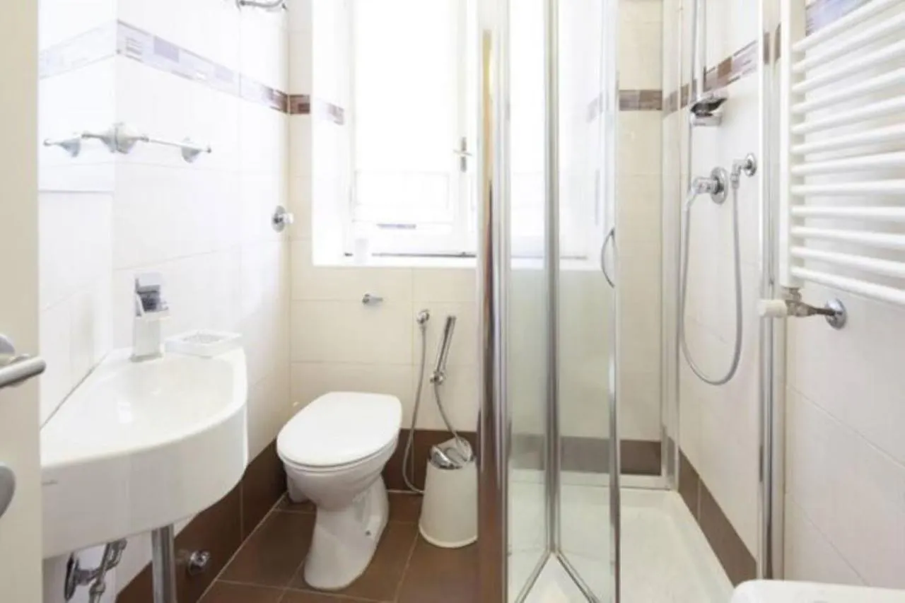 Longanesi 26 Hotel Milan Guest house